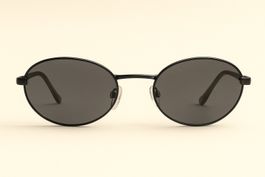 Lunettes de soleil Lacoste ovales avec étui