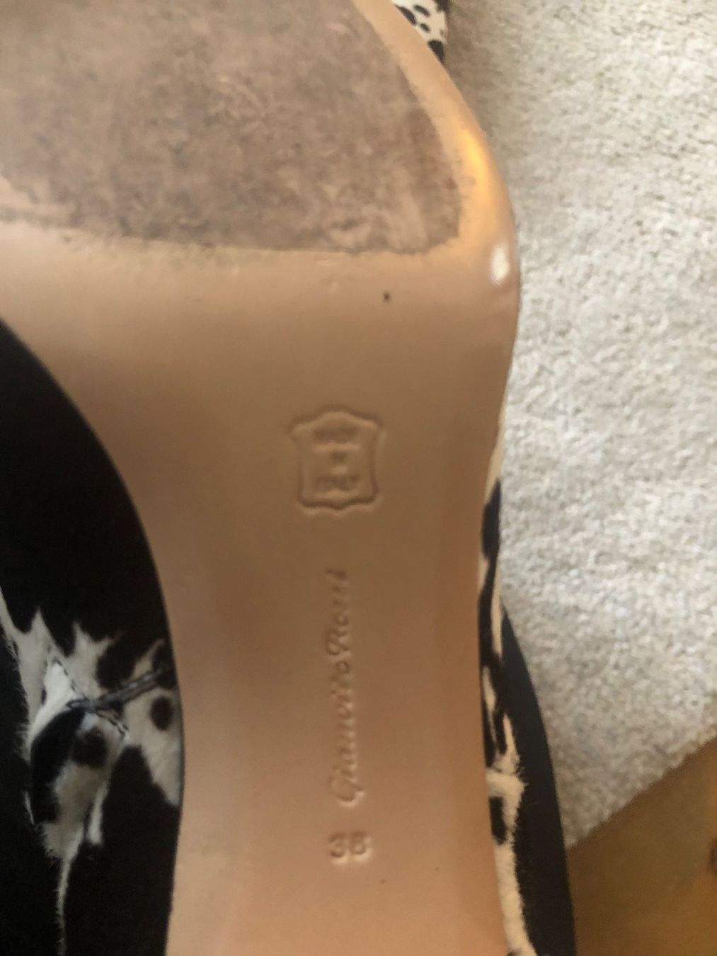 Scarpe da donna: Stiefeletten Gianvito Rossi 38 – Usato da Meilen venduto da Antete 7