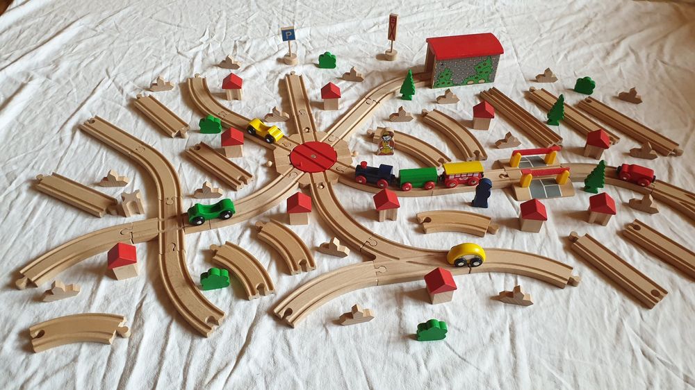 28-teiliger Holzeisenbahn Adapter Set - Schienenverbinder Für Kreative Spielwelten Ab 3 Jahren