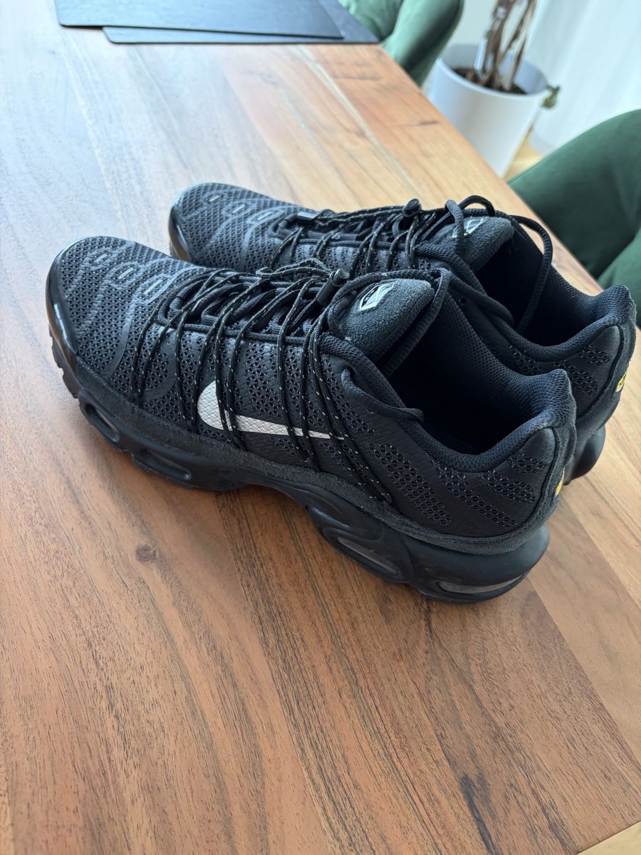 Nike Scarpe da uomo: Nike Sneaker – Nuovo (secondo la descrizione) da Solothurn venduto da fab_y5pk