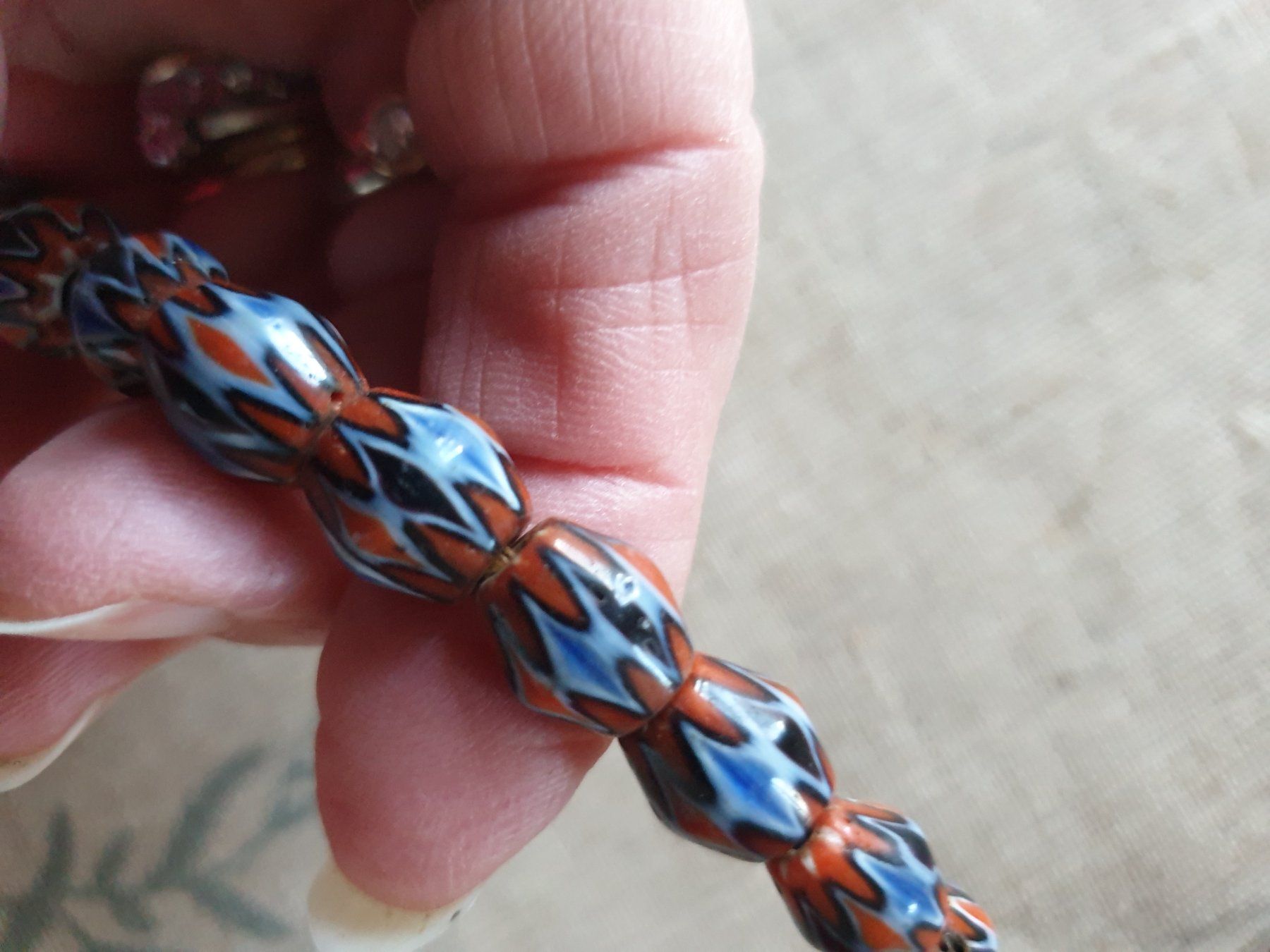 Catenine: Antike Tibet Kette mit wunderschönen Glasperlen – Usato da Bottmingen venduto da sandy_2 4