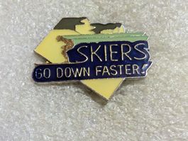Ansteckpin 213: Skiers go down faster