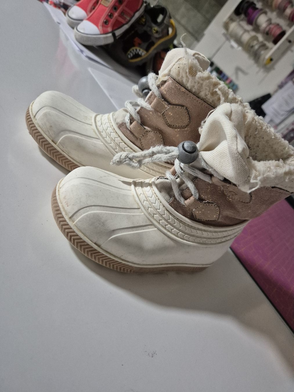 Schuhe für Mädchen: Winterstiefel 26/27 ab 1.- – Gebraucht aus Wynigen von La_Talpa