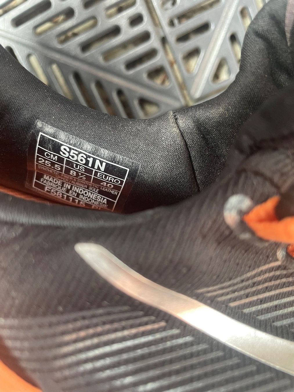 Asics Scarpe da uomo: Asics Schuhe orange/schwarz – Nuovo (secondo la descrizione) da Zürich venduto da mellna 6