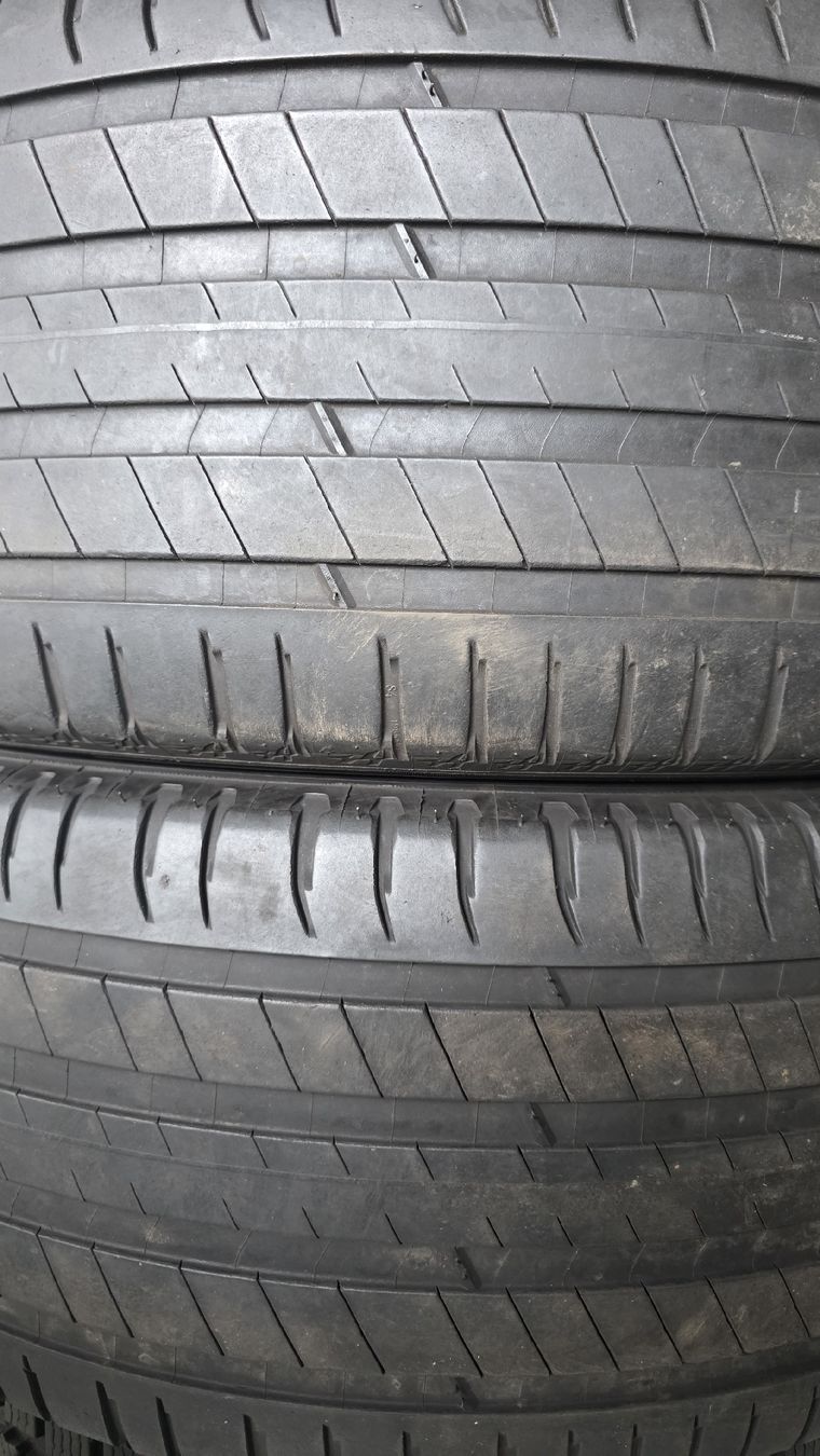 Michelin Pneumatici & Ruote complete: Michelin 265/50R20 – Usato da St. Gallen venduto da jku_smn8 1
