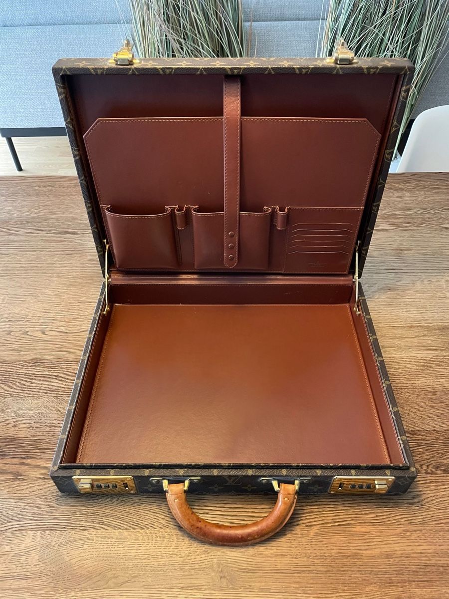 Louis Vuitton Valigie & Borse: Louis Vuitton Aktenkoffer Vintage – Usato da Flüelen venduto da pagode2 4
