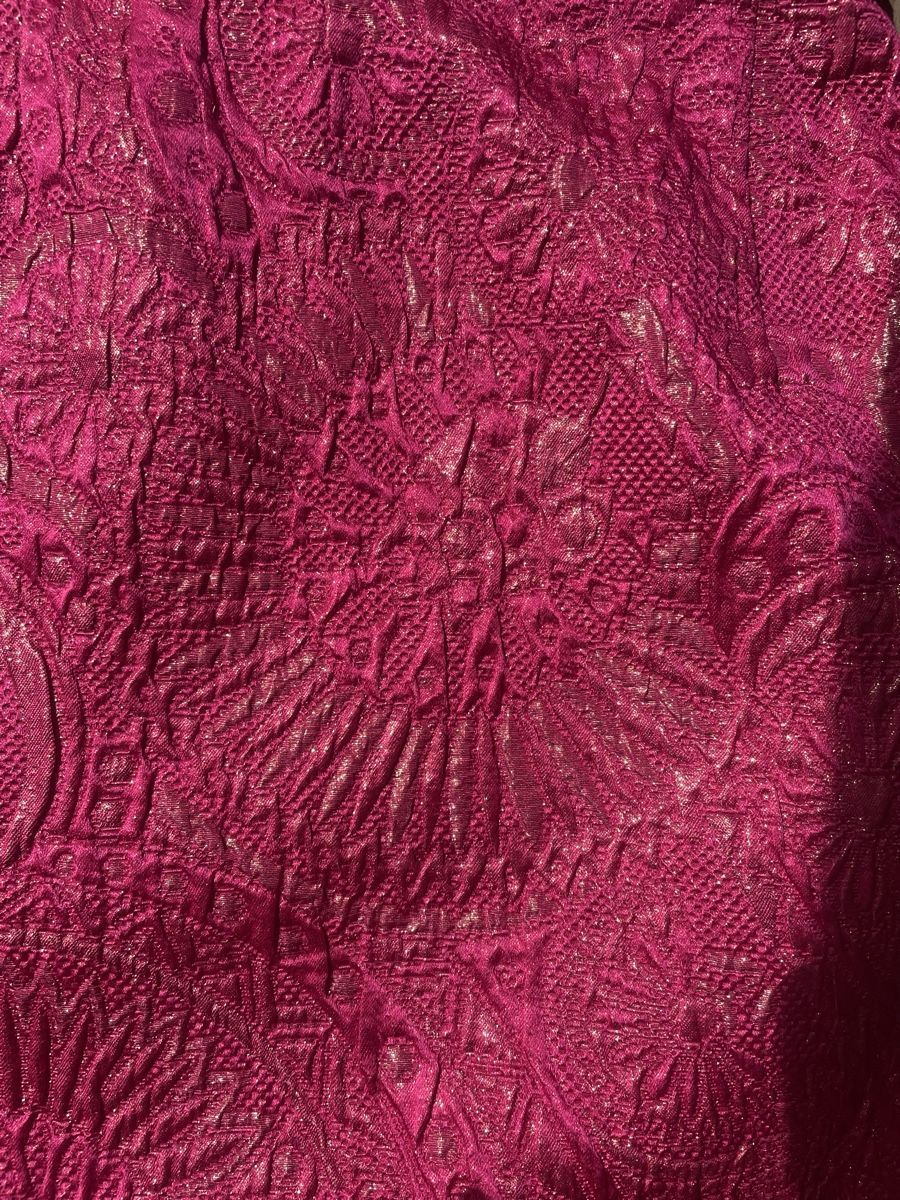 Gonne: Jupe rose et or jacquard brocade, taille 36 – Usato da Troinex venduto da nadinebmichaelson 2