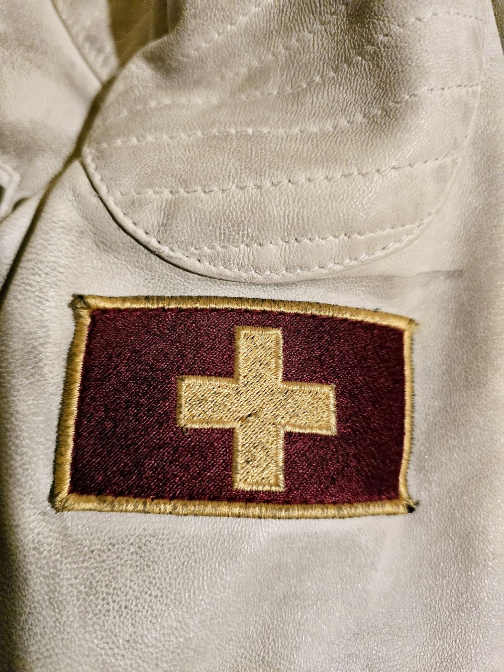 Giacche: Veste en cuir - M – Nuovo (secondo la descrizione) da La Neuveville venduto da Diamise 3