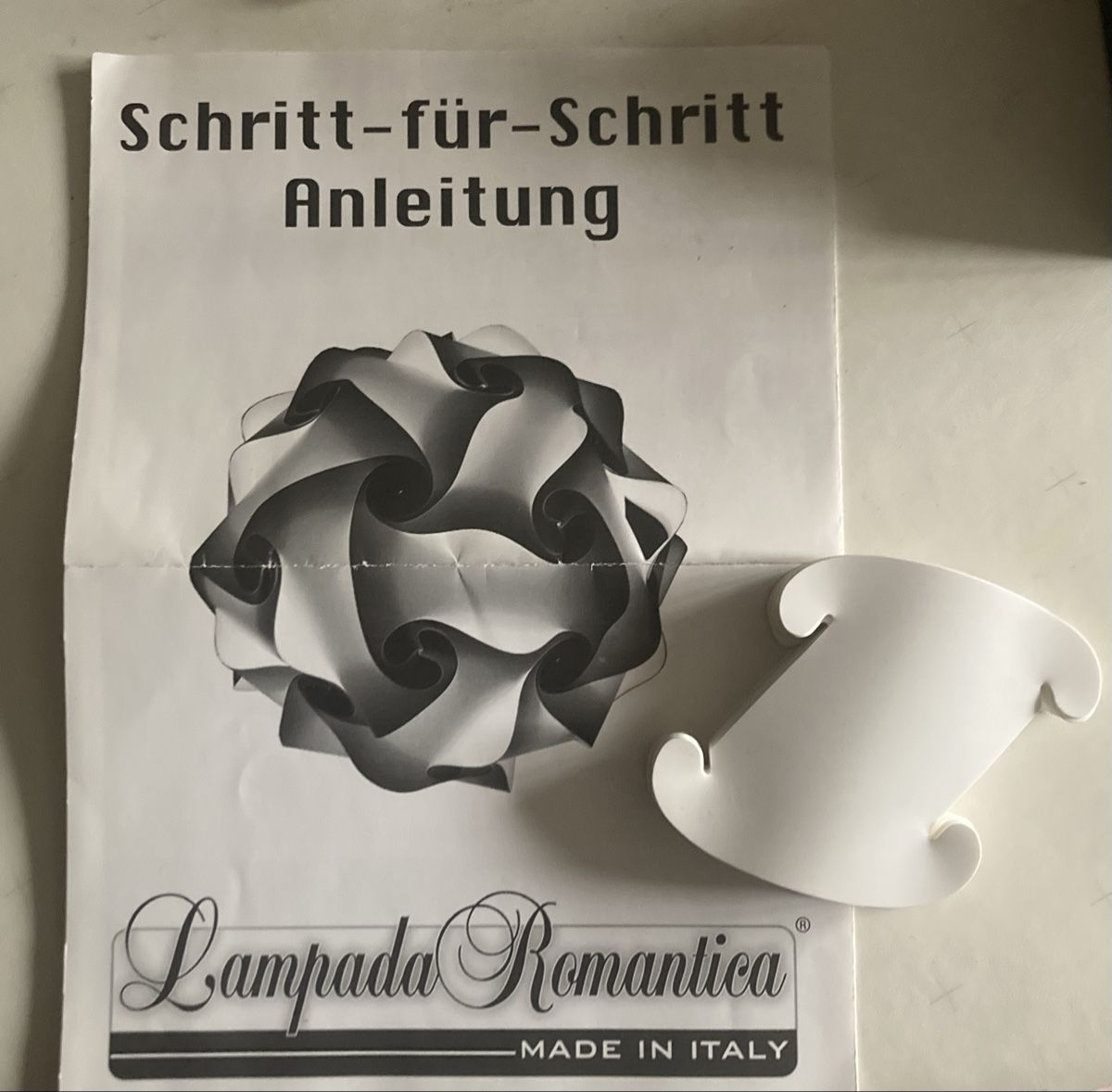 Paralumi: Lampada Romantica Puzzle Lampe – Usato da Basel venduto da Imack