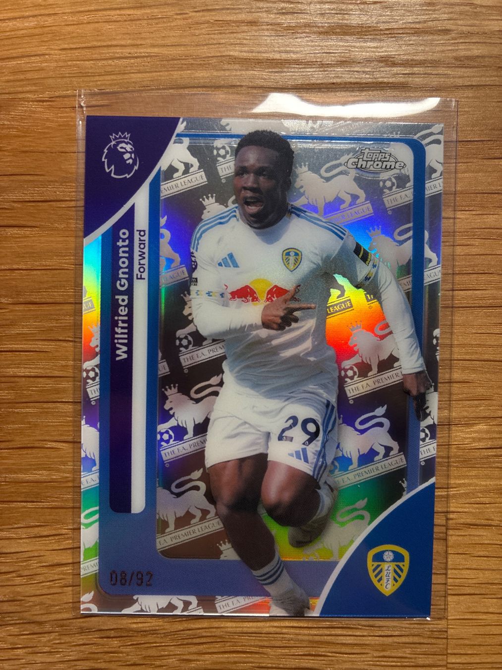 Topps Carte collezionabili: Topps Chrome Wilfried Gnonto Leeds /92 – Usato da Wangenried venduto da Garagara
