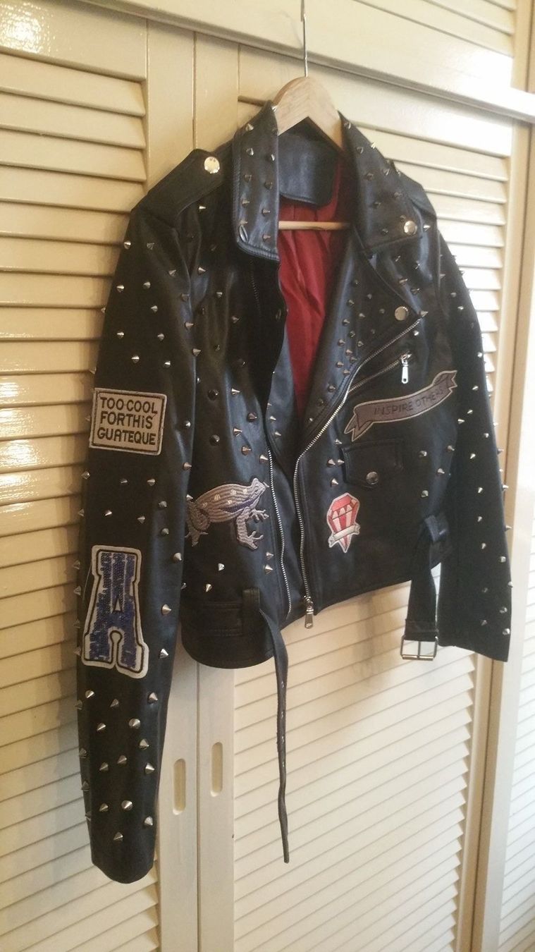 Giacche: Veste femme – Usato da Epauvillers venduto da pat_c9c5