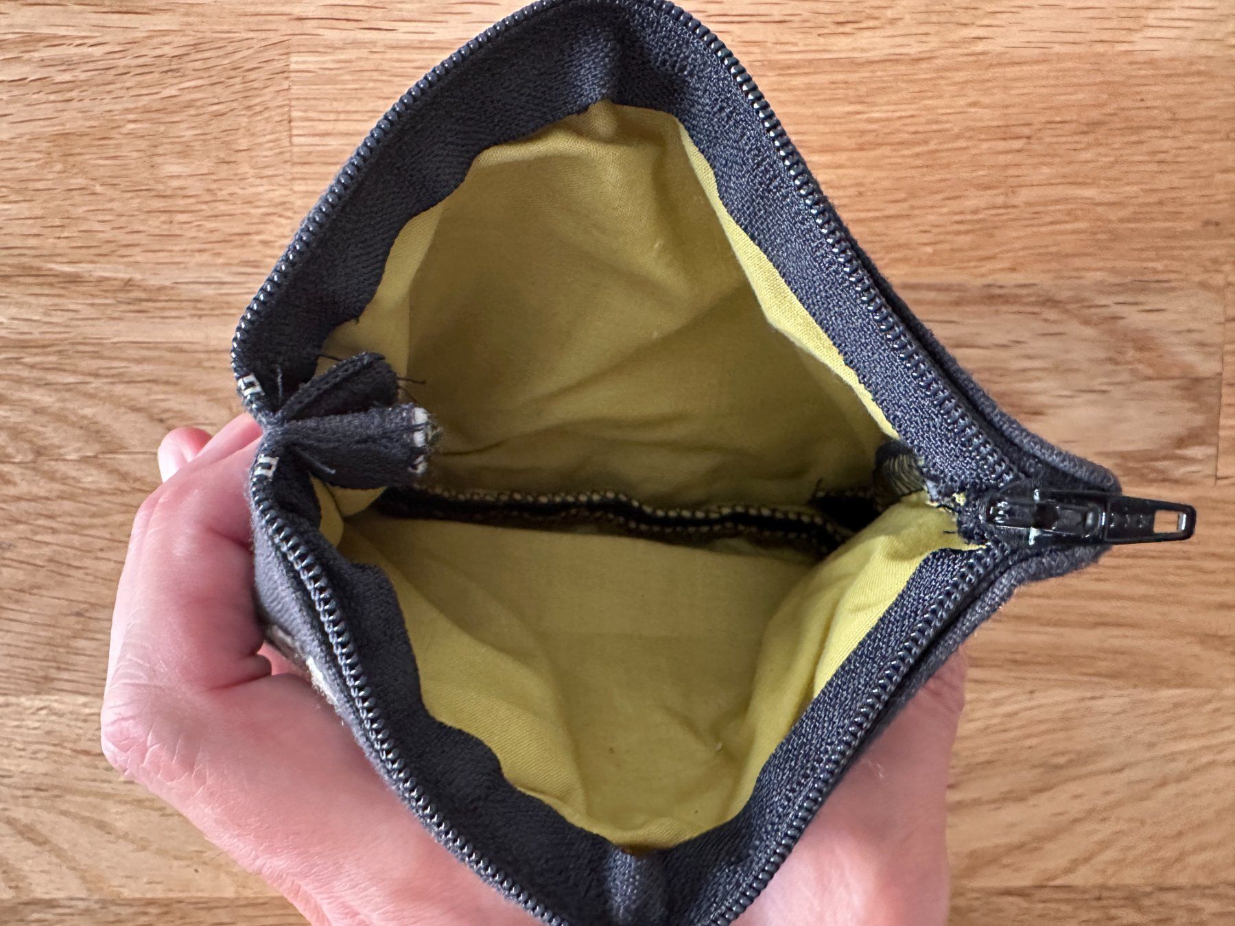 Portamonete: Handmade African elephant coin purse – Usato da Lausanne venduto da brixton 2