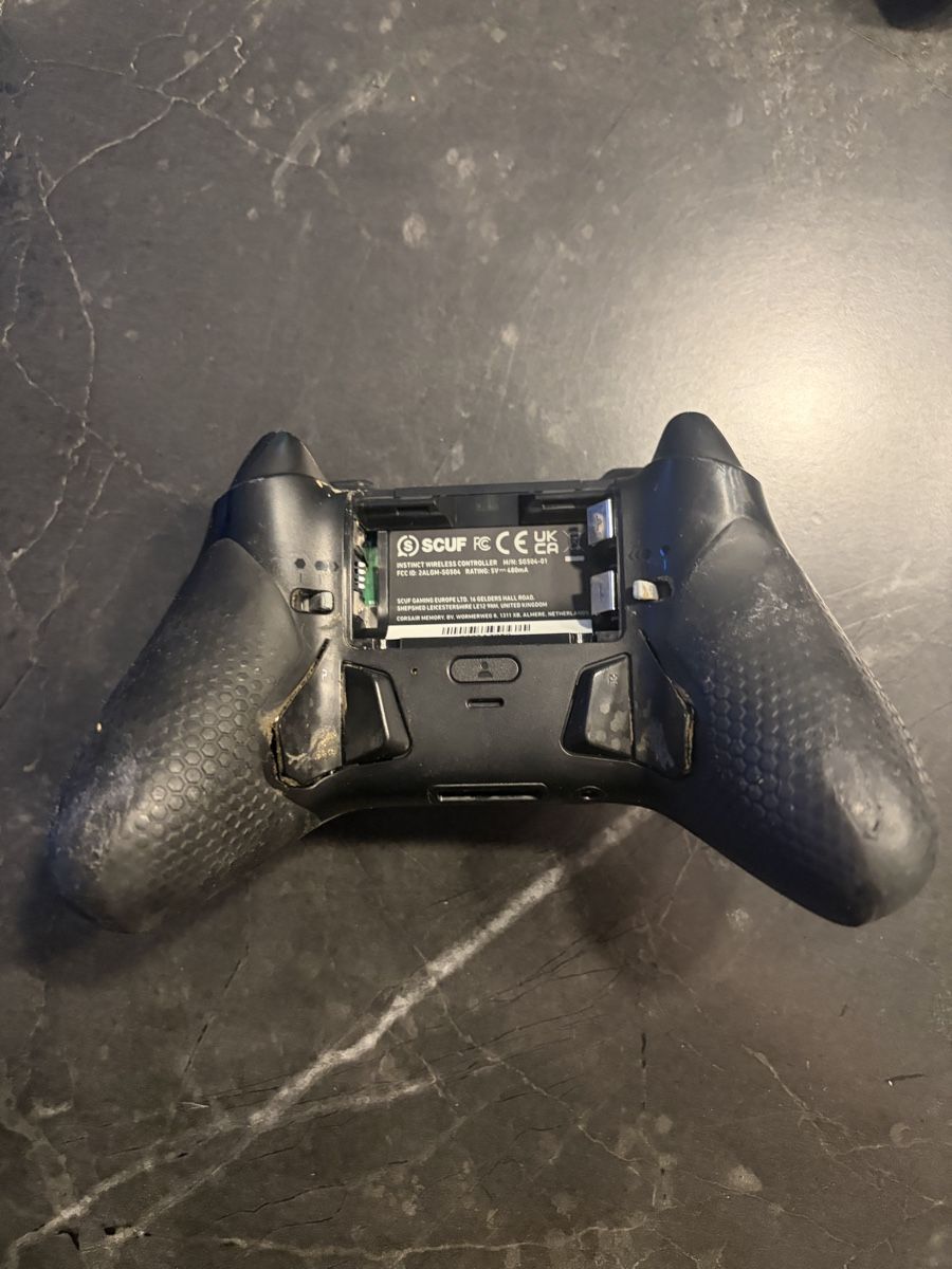 Controller: Scuf Controller Xbox One Teilweise Defekt – Gebraucht aus Oeschgen von san_s6f8 1