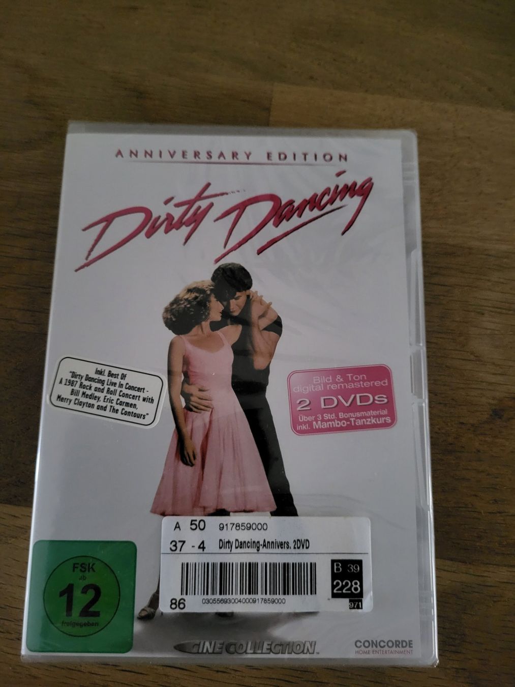 Tutti i DVDs: Dirty Dancing – Nuovo e nell'imballaggio originale da Urtenen-Schönbühl venduto da Lari1