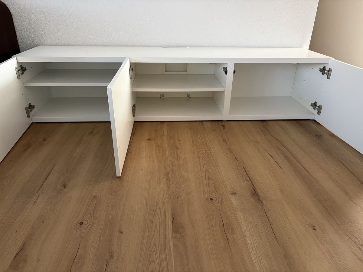 Ikea Mobili TV: BESTÅ TV Lowboard | Top Zustand – Nuovo (secondo la descrizione) da Stansstad venduto da Veli_M