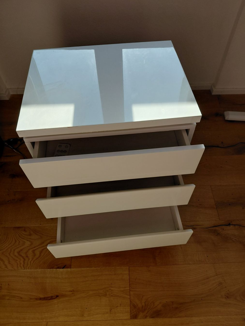 Ikea Nachttische: Nachttisch – Gebraucht aus Rothrist von Jessica024 1