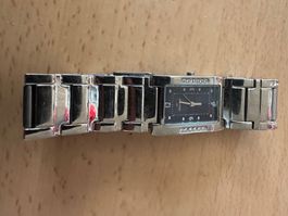 Damenuhr VAGARY mit Steinen Metallarmband schwarz 40 Zeichen