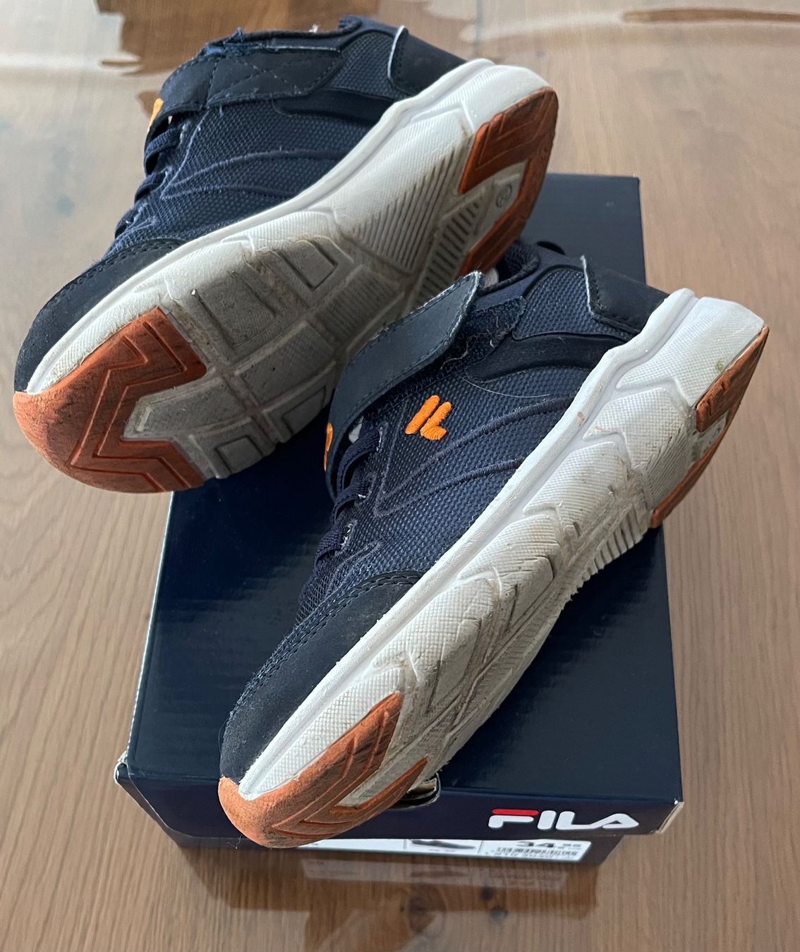 Fila Scarpe per ragazzi: Fila Sneakers Grösse 29 – Usato da Bachenbülach venduto da Jennyg 1