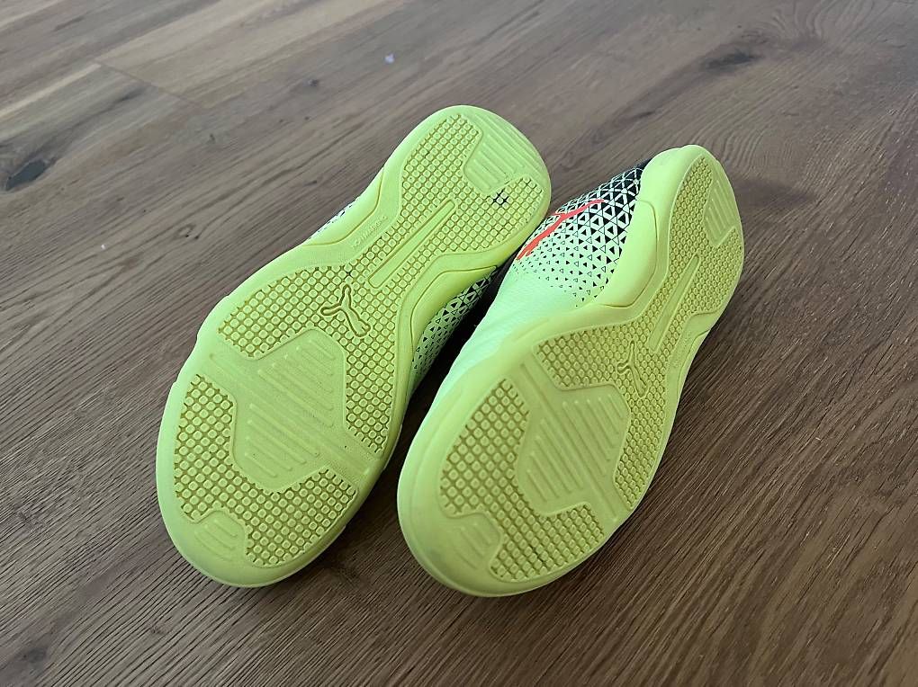 Puma Scarpe per ragazzi: Fussballschuhe Halle - Grösse 35 – Usato da Jona venduto da sabi9 2