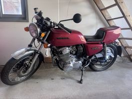 Honda CB 750 F