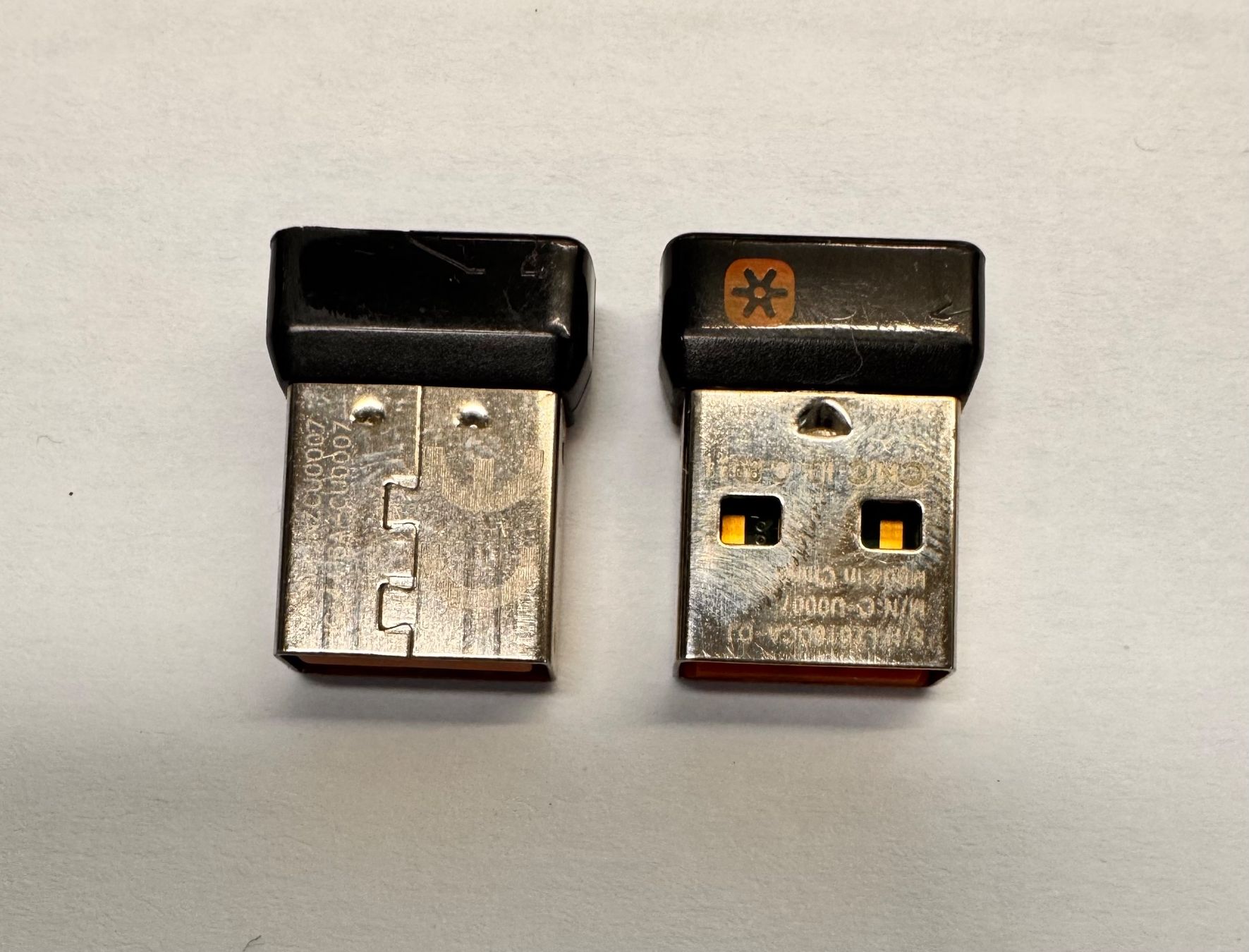 Receiver: 2 Stk. Logitech Unifying-Empfänger/ Receiver – Gebraucht aus Hermetschwil-Staffeln von Mobile2013 1
