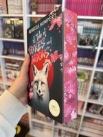 A tale of foxes and moons - Romantasy mit Farbschnitt