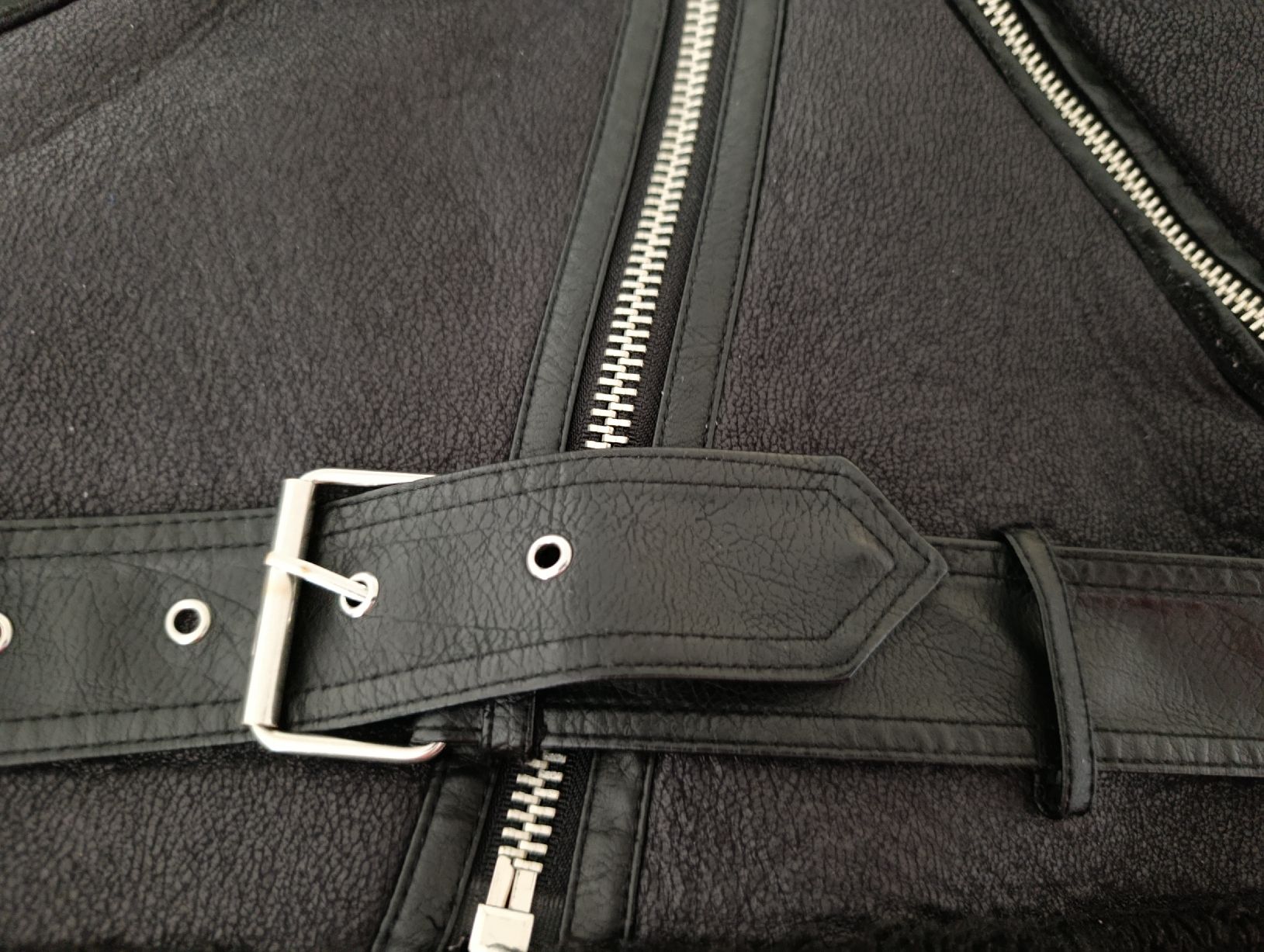 Zara Jacken: Winterjacke schwarz Gr.M ZARA – Gebraucht aus Bellach von TORA4 4