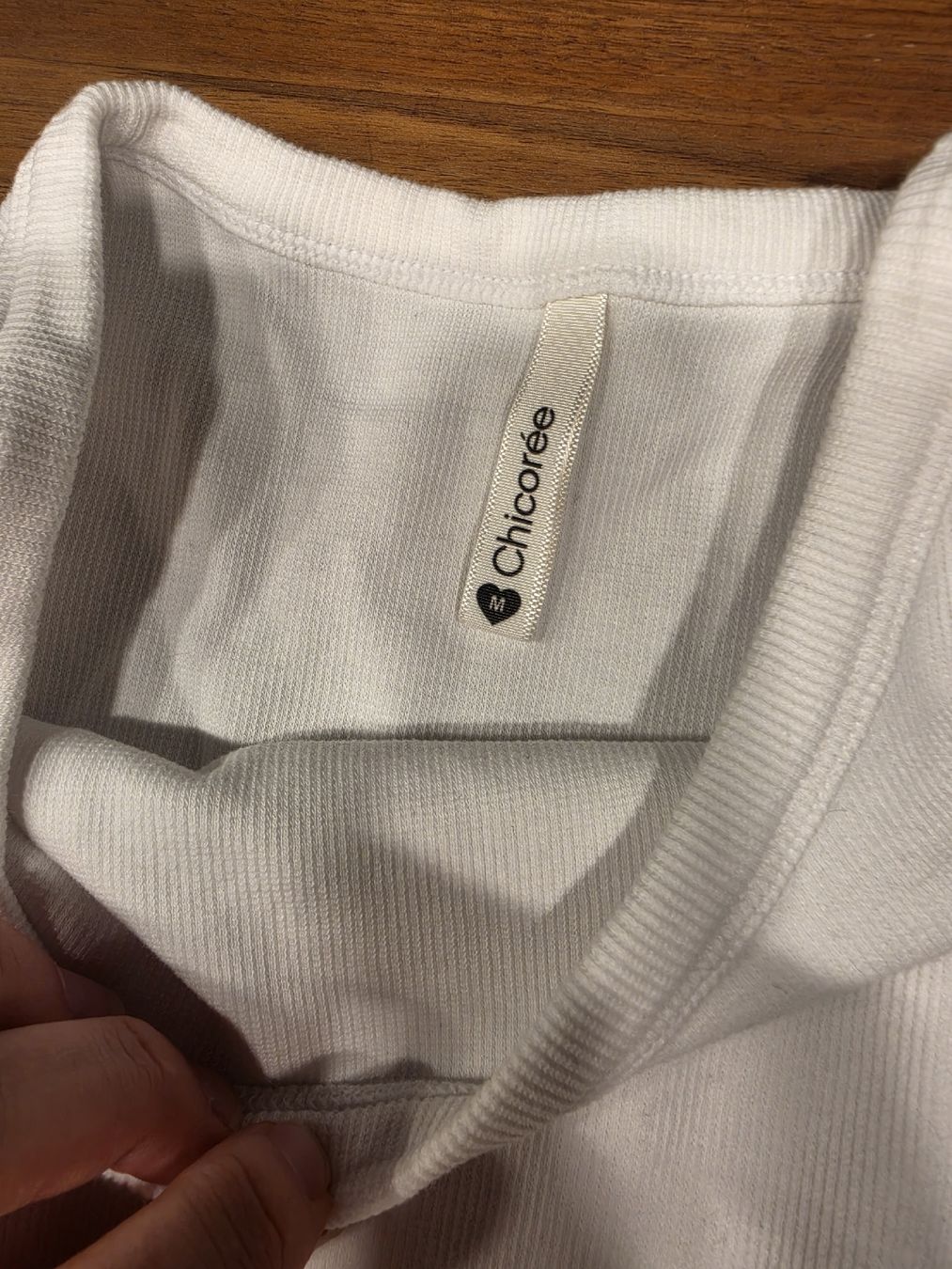 T-shirt: Body Chicorée gerippt weiss Grösse M   – Usato da Luzern venduto da oli_6x2r 2