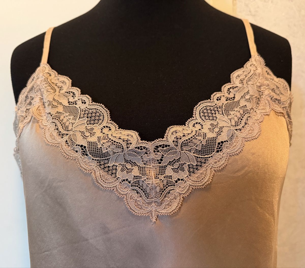 Intimissimi Négligés & Pyjamas: Intimissimi Seidennachthemd, Grösse S – D'occasion à Oberhasli par anzis 1