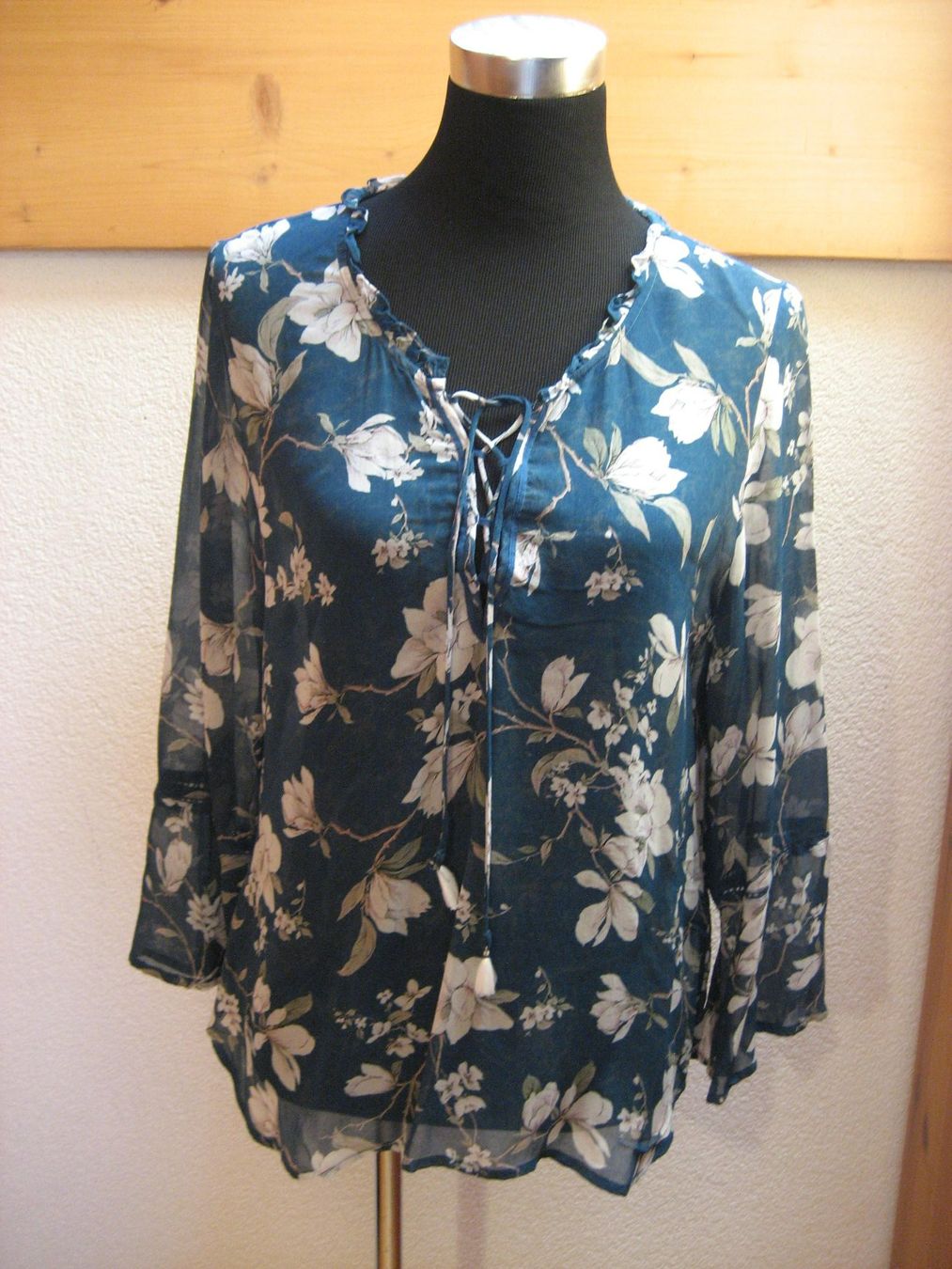 Nile Chemisiers: Blouse Nile taille S – Neuf (Voir description) à Delémont par marryb