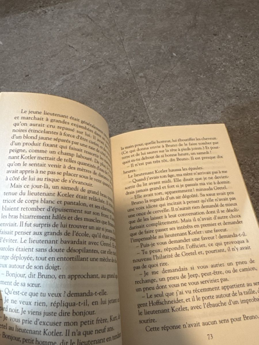 Libri: Le garçon en pyjama rayé - John Boyne – Usato da Biel/Bienne venduto da pksr 2