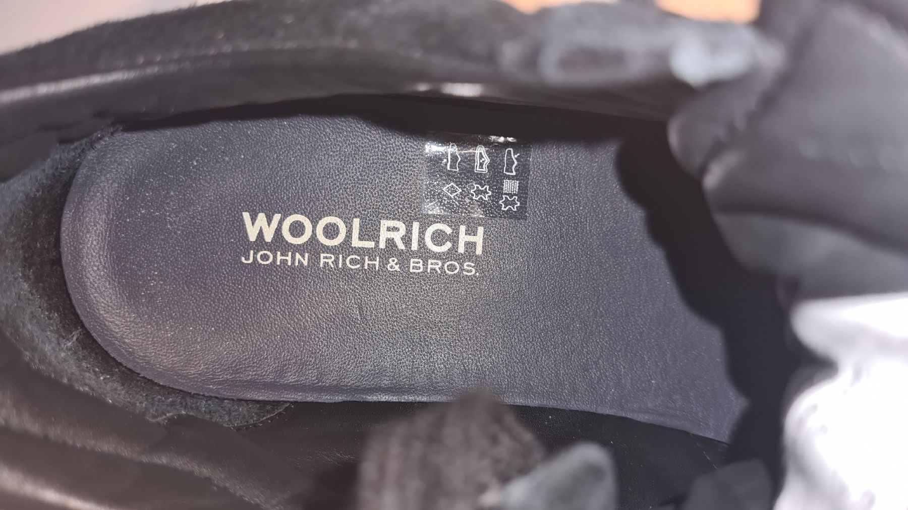 Woolrich Scarpe da donna: Woolrich Sneakers gr.38 – Usato da Nebikon venduto da Draga25 5