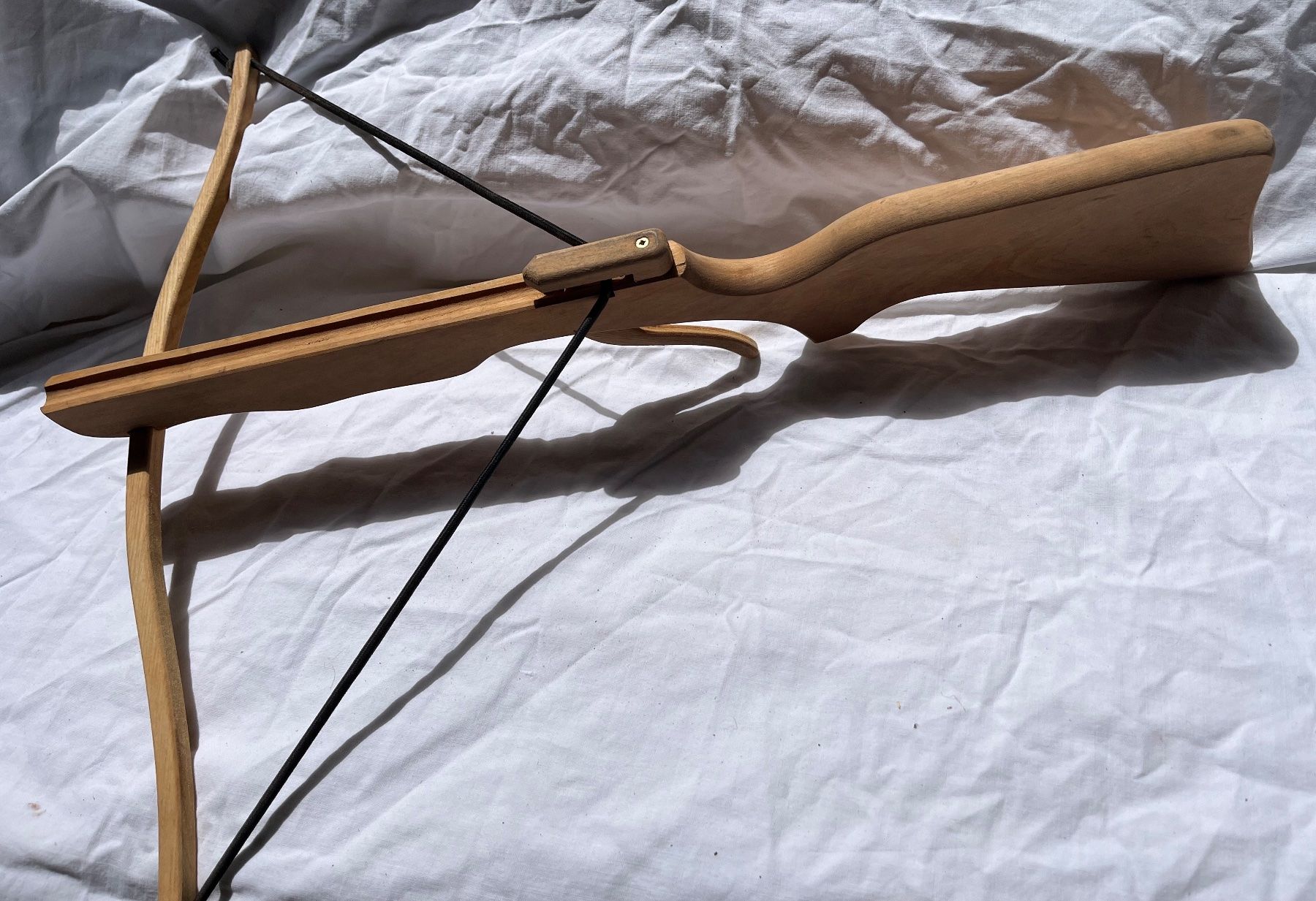 Giocattoli: Spielzeug Armbrust zweihändig Ritter 1 – Nuovo (secondo la descrizione) da Zürich venduto da gemuesebouillon