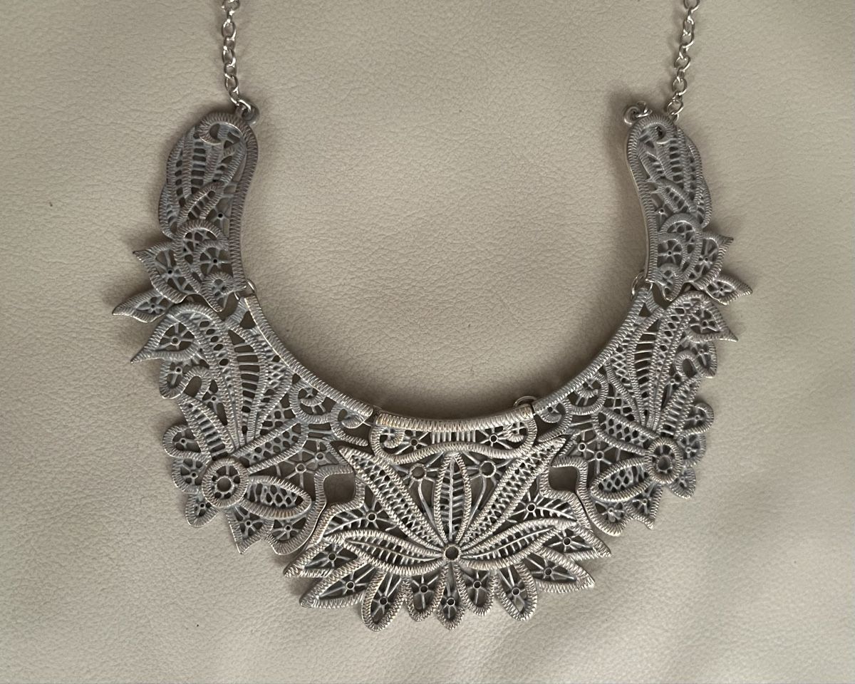 Catenine: Statement Halskette Collier Modeschmuck silberfarben floral – Nuovo (secondo la descrizione) da Turgi venduto da SHK 1