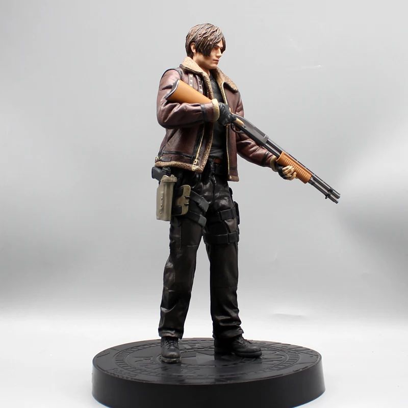Figurines: Resident Evil 4 - Leon Kennedy figure – Neuf (Voir description) à Glattbrugg par ann_hy2y 1