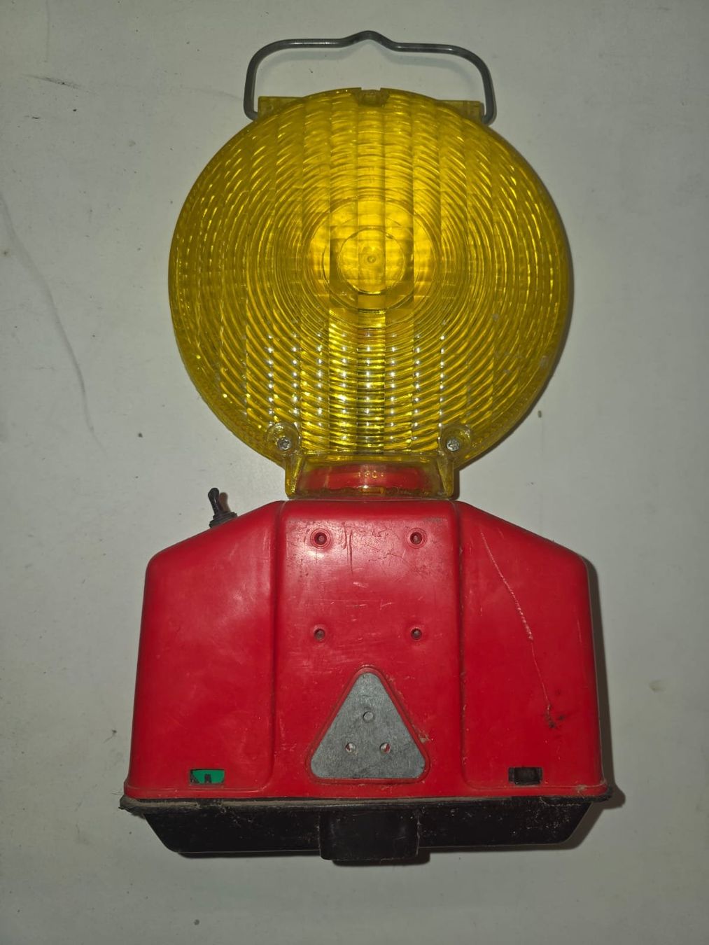 Lampade: Vintage, Blitzlampe / Baustellenlampe / Warnleuchten – Usato da Tann venduto da Gyzer6 3