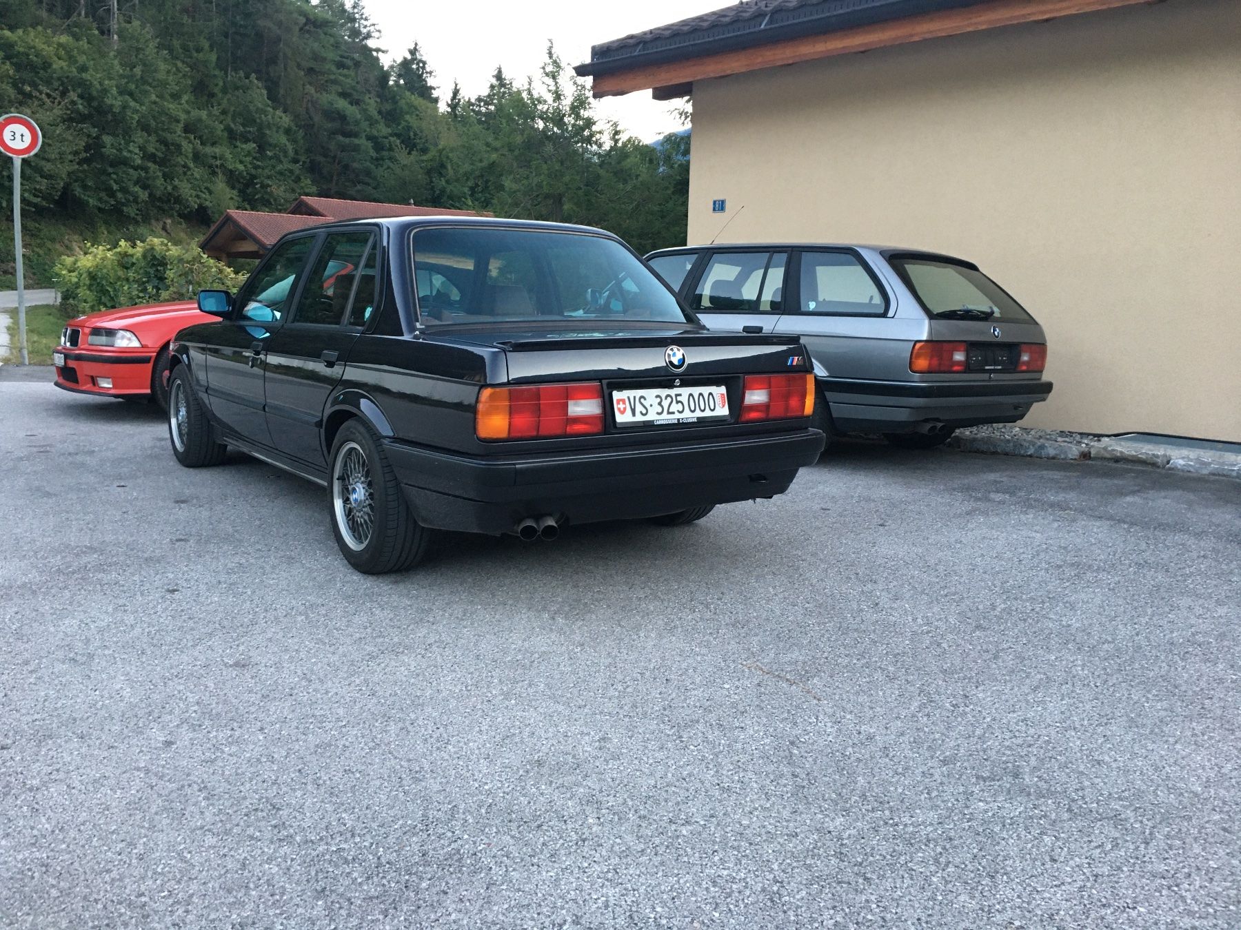 BMW Automobili: BMW 325i E30 Edition – Usato da Aproz (Nendaz) venduto da conquestofparadise 4