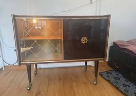 Sideboard mit Glastür und Schubladen antiker Stil 60er jahre