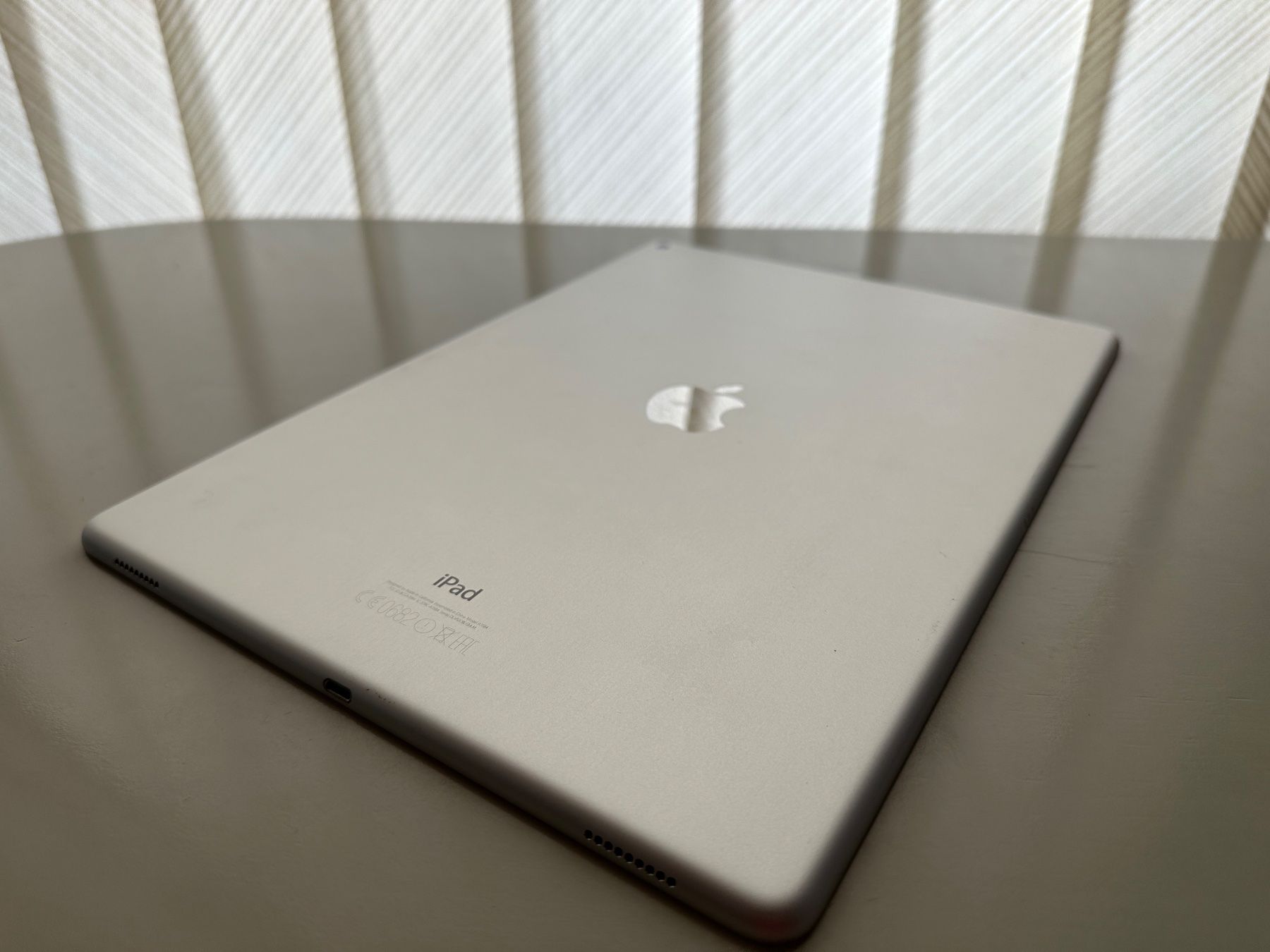 Apple Tablettes PC: Apple iPad Pro  12.9" 128 GB – D'occasion à Grasswil par Dipau 2