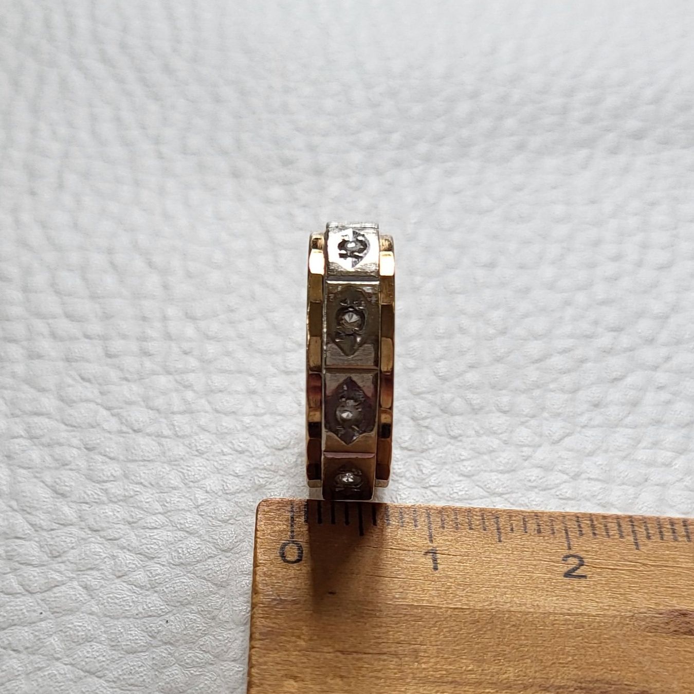 Anelli: Gold Alliance Ring Mit Steine – Usato da Wald ZH venduto da Dasilver 1
