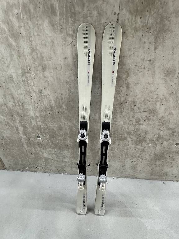 Skis: Stöckli Damenski – D'occasion à Urtenen-Schönbühl par sie_rah