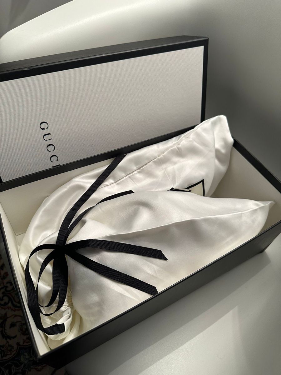 Gucci Scarpe da donna: Gucci Ace Sneaker Kristall Gr. 38,5 – Nuovo (secondo la descrizione) da Binningen venduto da Yuliya15 6