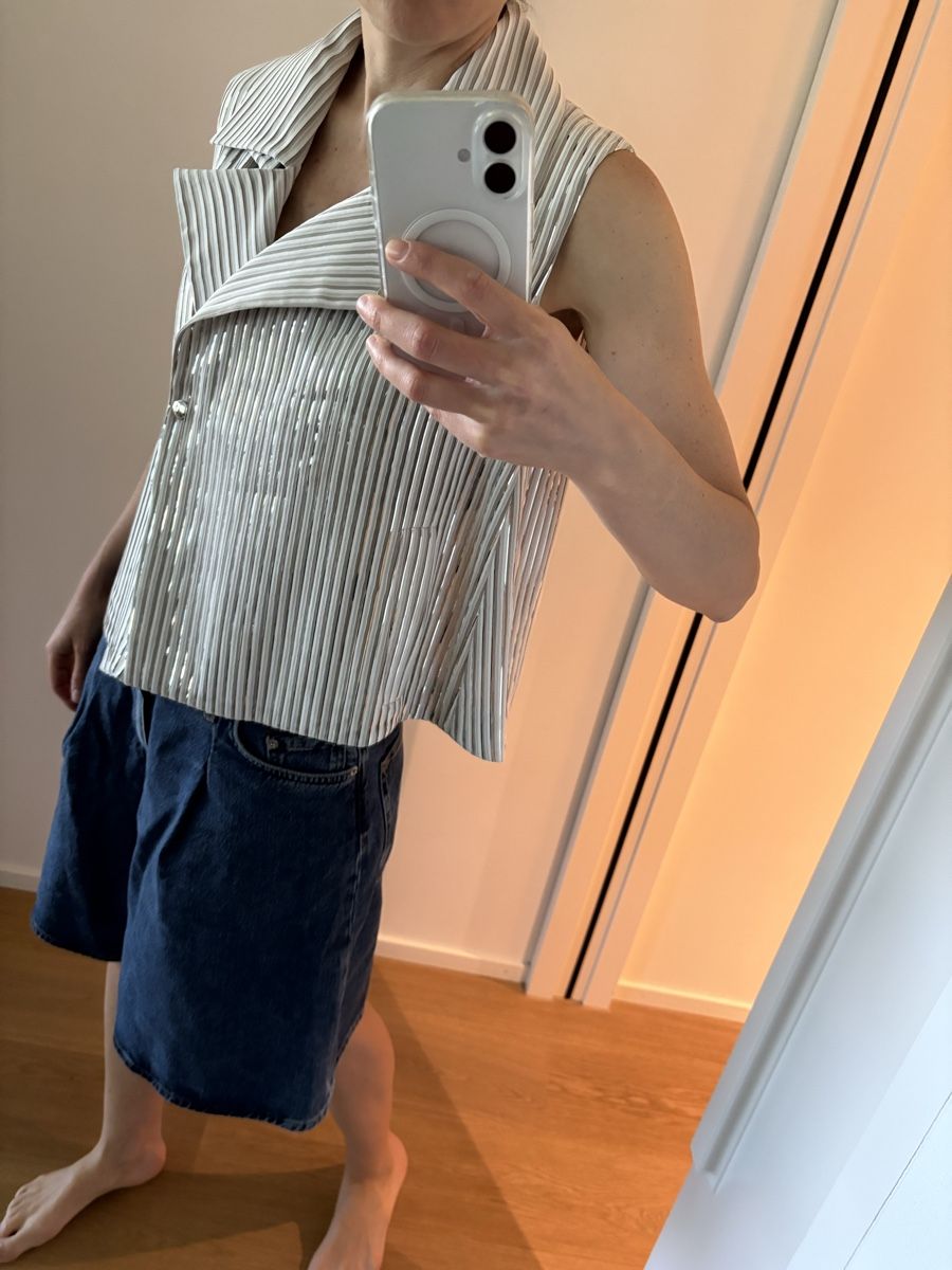 Akris Gilet & Giacche senza maniche: Akris silk gilet top  – Nuovo (secondo la descrizione) da St. Gallen venduto da ott_f827 5