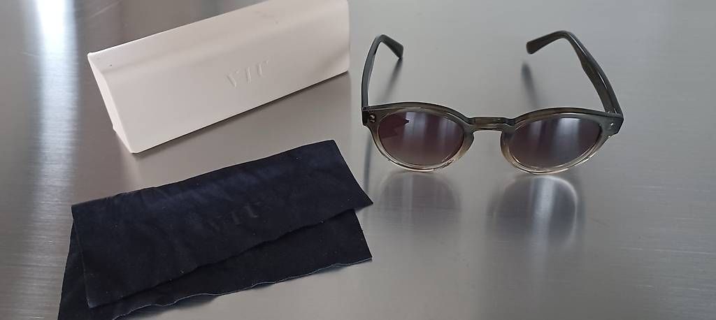 Occhiali & Lenti: VIU Sonnenbrille - The Definite – Usato da Dübendorf venduto da Guefi
