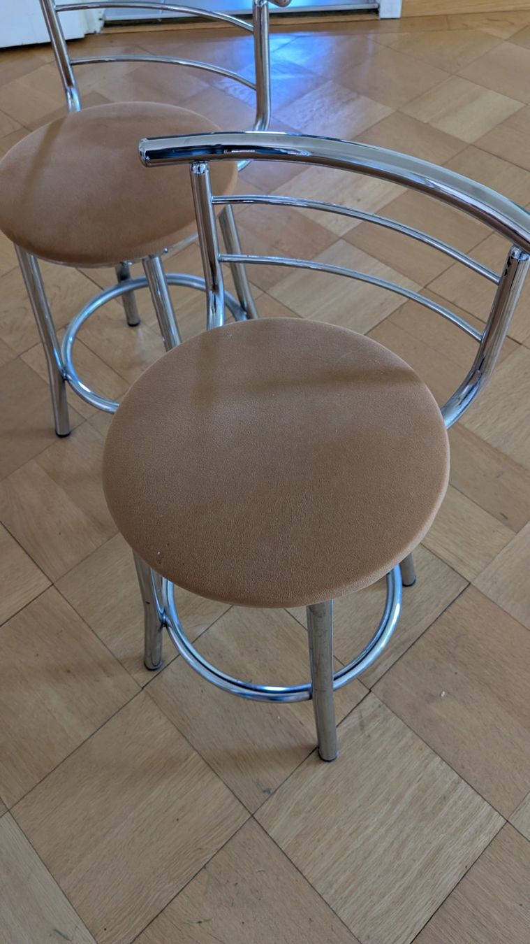 Hocker: Küchenhocker mit Stoffbezug und Chrombeinen – Gebraucht aus Ittigen von stoney63 1