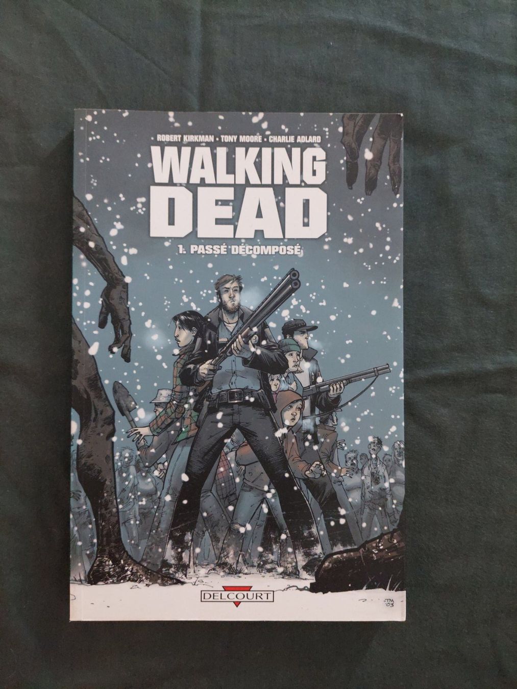 Fumetti: Walking Dead T.1 Ed. 2011 Neuf – Nuovo (secondo la descrizione) da Genève venduto da Blu_BD