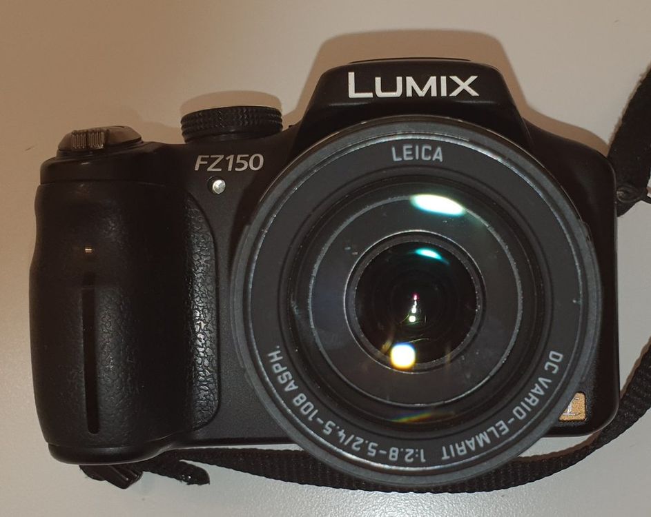 LUMIX PANASONIC DMC-FZ150, Digitalkamera 3