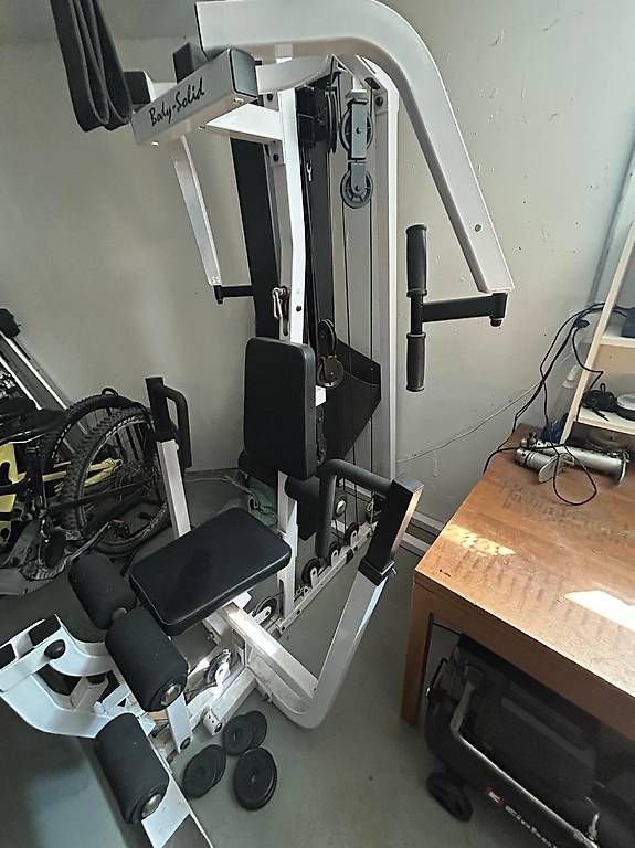 Hometrainer: Neuwertige Body Solid Kraftstation – Usato da Laupen ZH venduto da atmagym 1