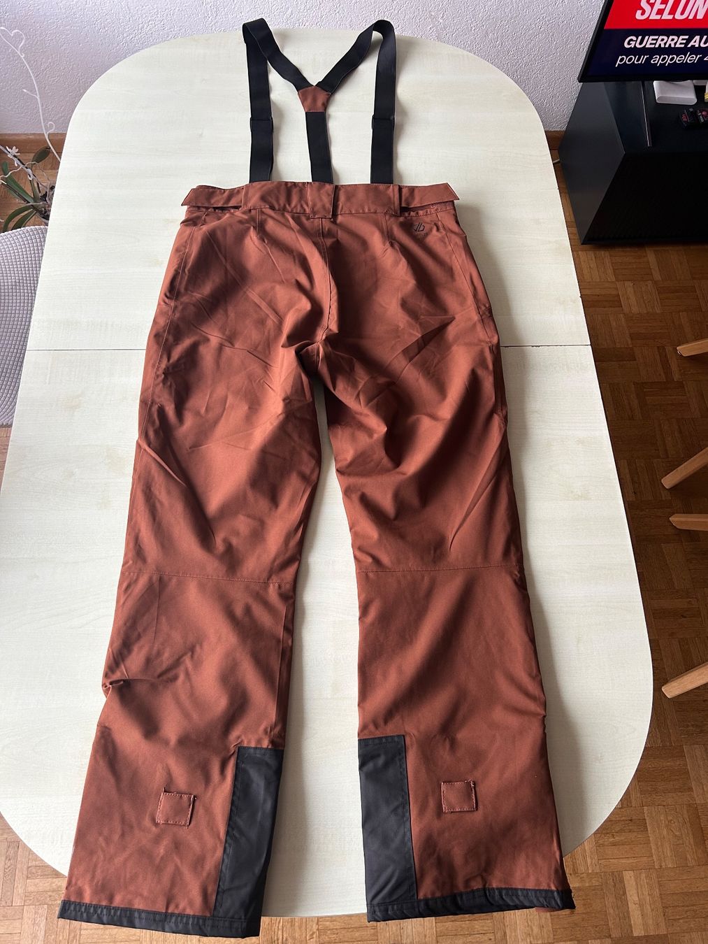 Pantaloni: Skihose Braun NEU Grösse L – Nuovo (secondo la descrizione) da St-Imier venduto da kindel 1