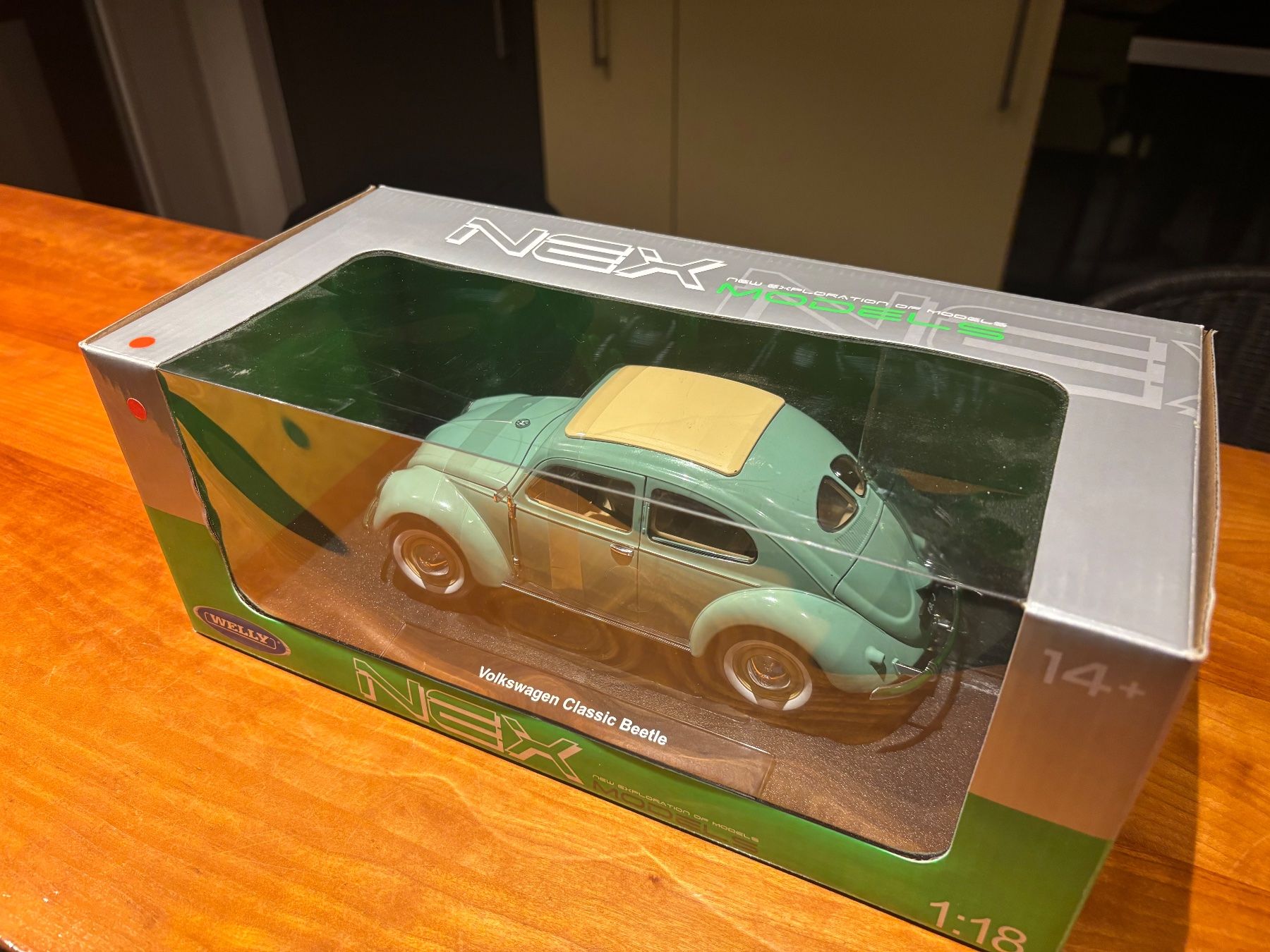 Volkswagen Modellautos: Volkswagen Classic Beetle – Neu und originalverpackt aus Herisau von Witenschwendi8 1